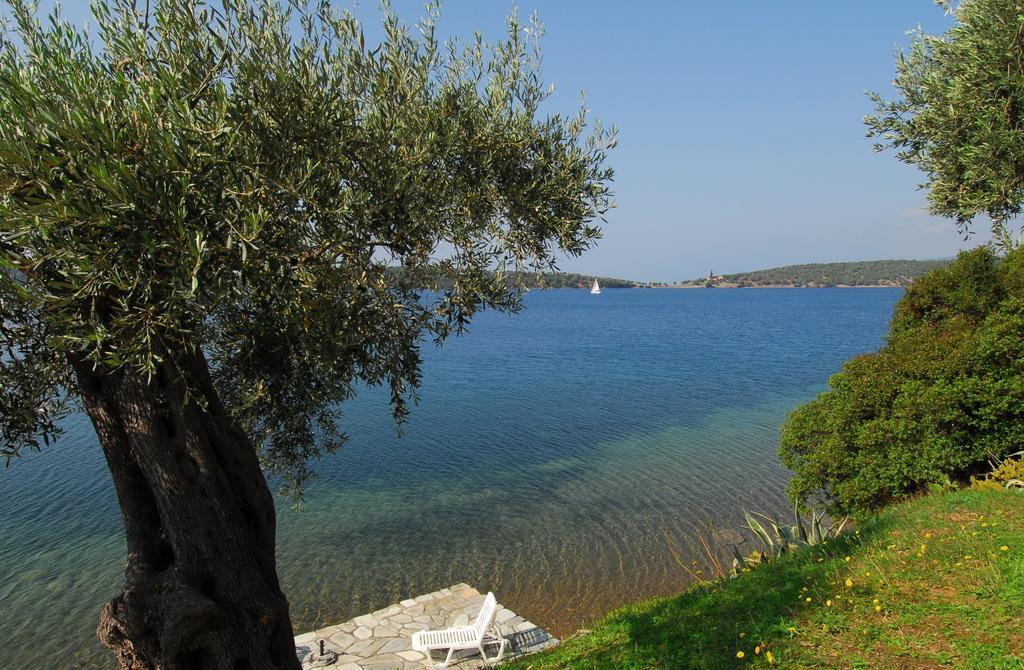 Saint Andrews Bay Villa Milina Bilik gambar
